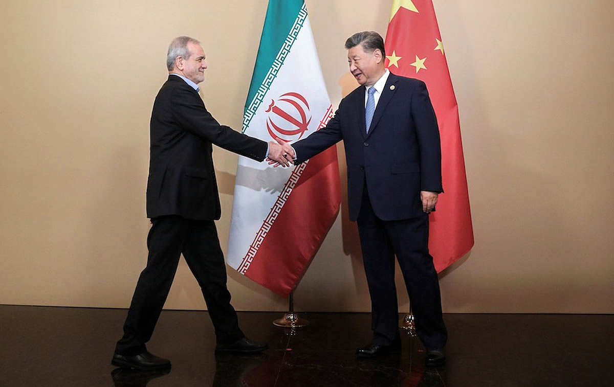 برگ برنده دوستان شرقی