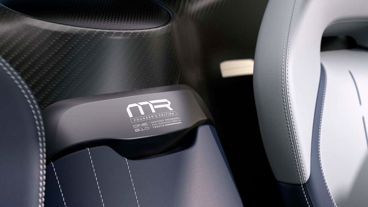 در تمام دنیا، فقط ۱۰ نفر مالک این خودرو می‌شوند