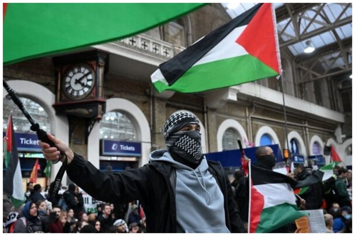 انگلیس به تظاهرکنندگان حامی فلسطین هشدار داد/ زندانی می شوید