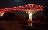 پل طبیعت امشب به رنگ قرمز در می‌آید
