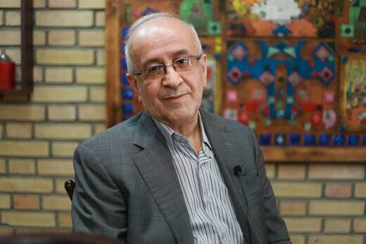 کاندیدای اقتصاددان انتخابات ۱۴۰۰: مخالف اجرای نقدی یارانه ها بودم اما امروز با قطع آن مخالفم