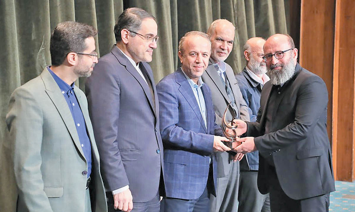 جایزه ملی حاتم به شرکت سرمایه‌گذاری صنایع پتروشیمی