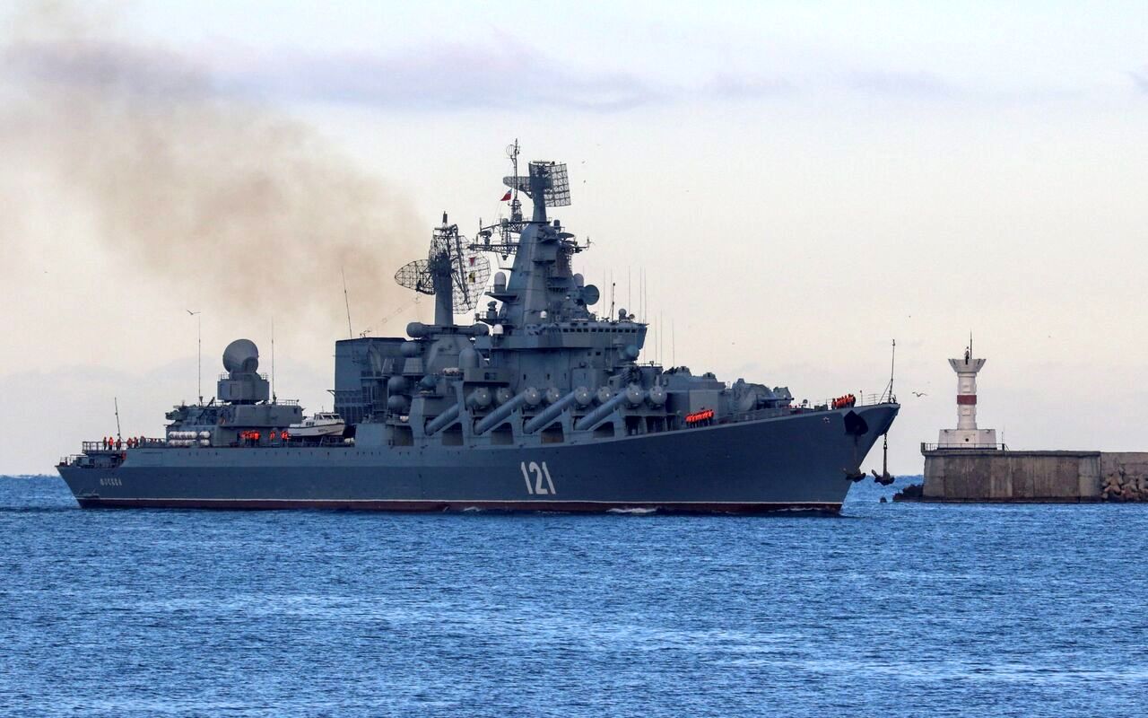 روسیه مدعی شد: رزم‌ناو مسکوا غرق نشده است