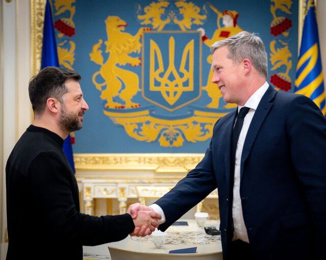 وزیر ارتش آمریکا، نماینده ویژه ترامپ در اوکراین می‌شود