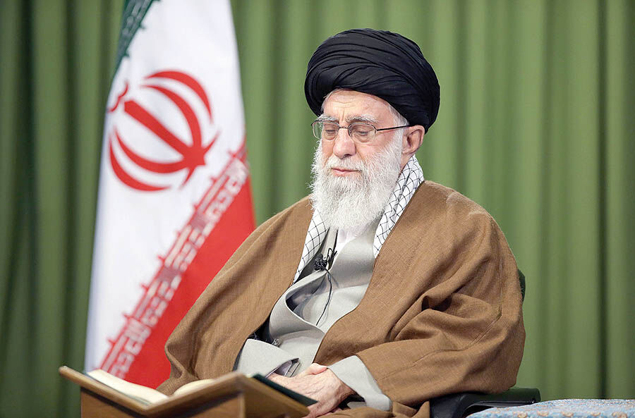 نترسیدن از دشمن و محکم ایستادن مقابل آن از دستورهای مهم قرآن است
