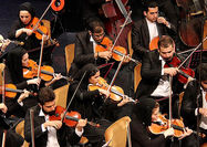 اجرای فاضل جمشیدی با ارکستر سمفونیک تهران