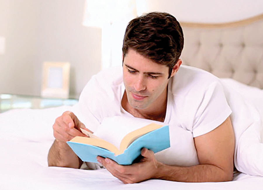 تاثیر 6 دقیقه مطالعه پیش از خواب برکاهش استرس
