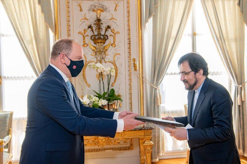 تسلیم استوارنامه سفیر ایران در فرانسه به شاهزاده موناکو