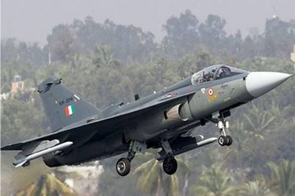 سقوط یک فروند جنگنده هندی در دریای عرب 