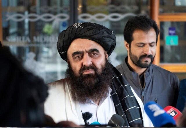 درخواست طالبان برای گفت و گوی دور از رسانه موضوع حقآبه ایران از هیرمند