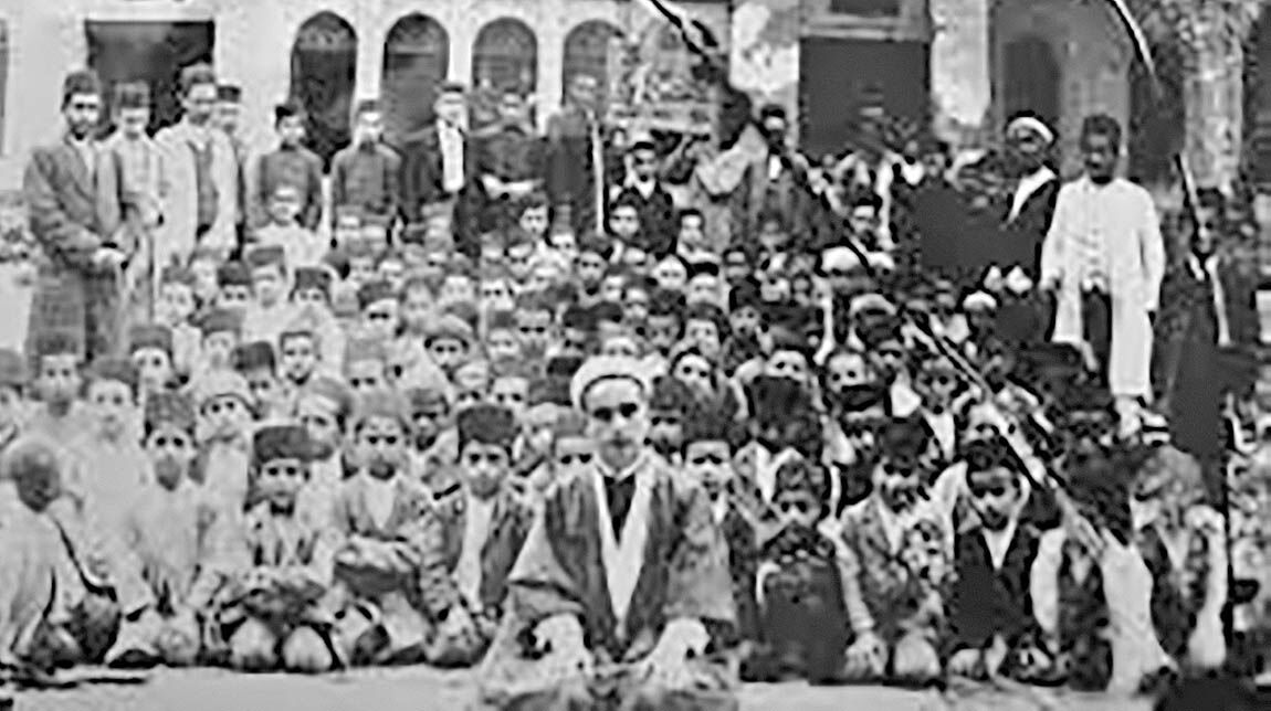 تجدد در برابر سنت 