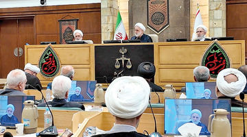 مسوولان با چشمان باز مذاکره خواهند کرد