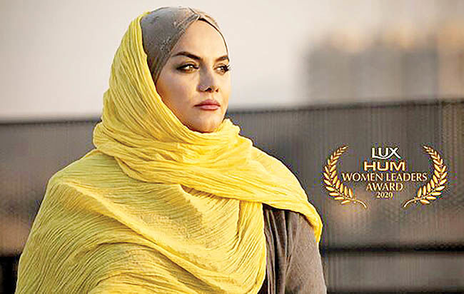 جایزه زنان برتر و موفق جهان اسلام برای نرگس آبیار  
