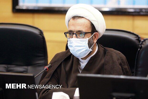 حملات ادامه دار به دولت روحانی/ خدای مسائل محرمانه بودند 