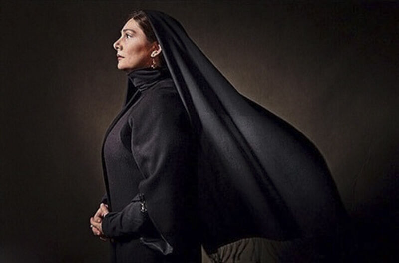 بازیگر زن معروف بازداشت شد