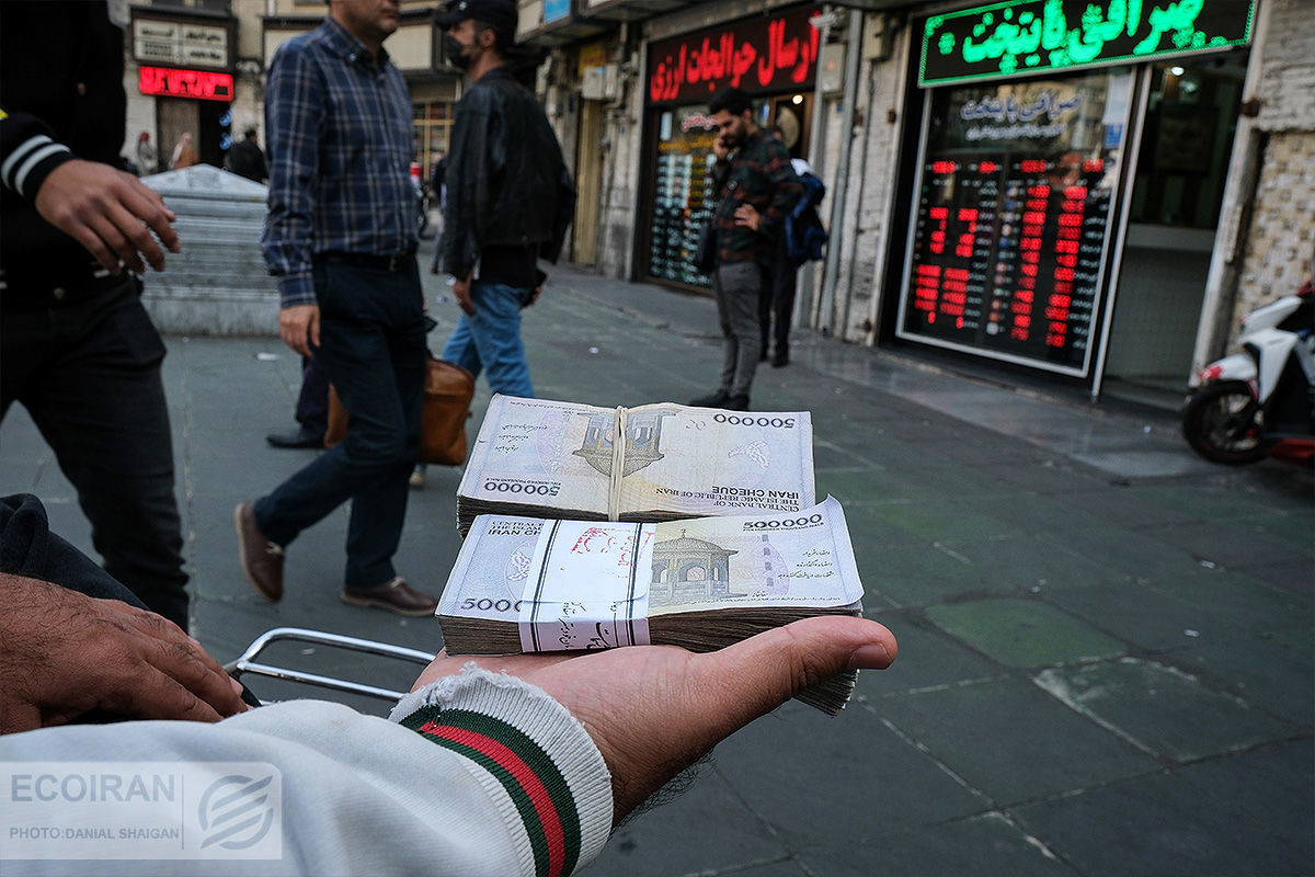 معامله گران بازار سهام و ارز محتاط شدند