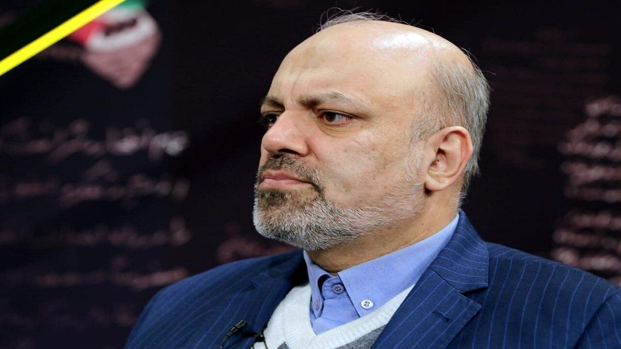 جدل لفطی منادی با قالیباف / آقای رئیس! به سوگندتان عمل نکردید یک گوسفند قربانی می‌کنم تا کفاره گناه شما باشد!+ فیلم