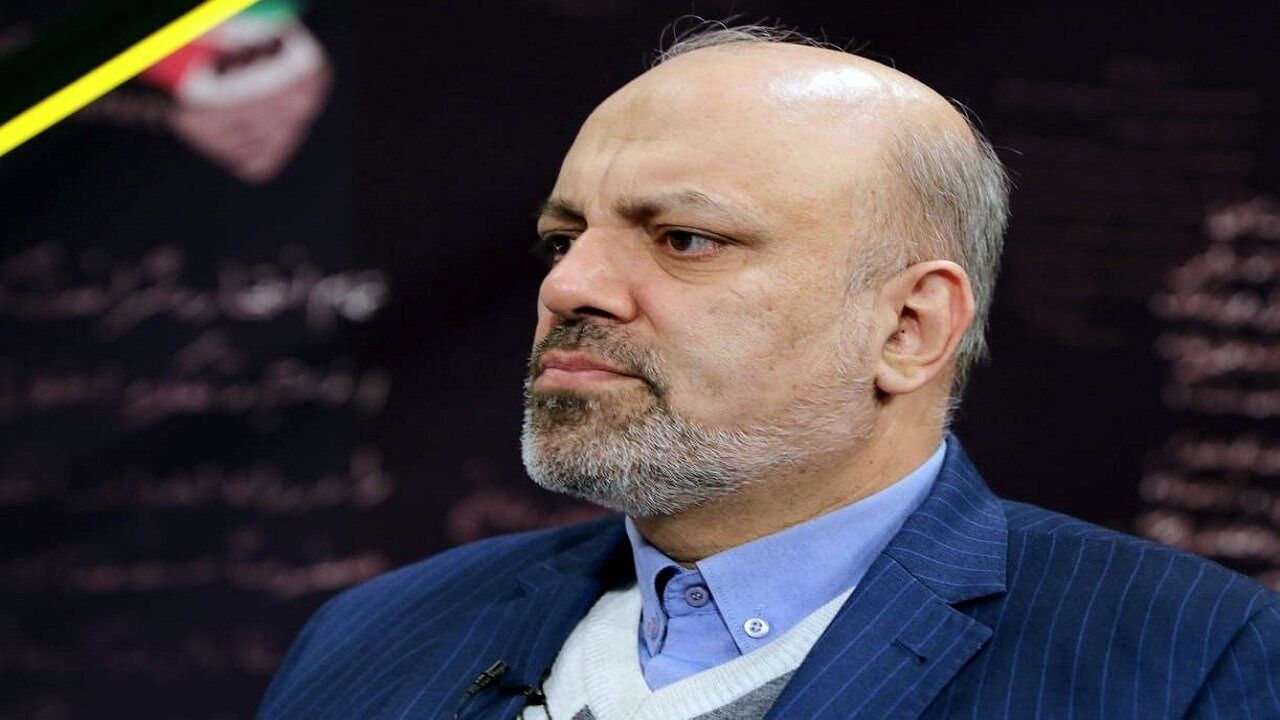 جدل لفطی منادی با قالیباف/ آقای رئیس! به سوگندتان عمل نکردید یک گوسفند قربانی می‌کنم تا کفاره گناه شما باشد!+ فیلم