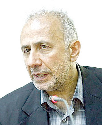 ادعای کارشناس صدا و سیما: اسرائیل تا یک هفته دیگر به ایران حمله نظامی خواهد کرد!+فیلم