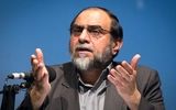 جدال لفظی رحیم‌پور ازغدی با محسن تنابنده ادامه دارد/ از هما خانم مشورت بگیر