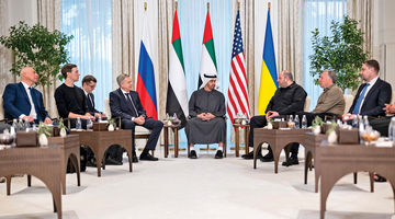 دیپلماسی زیر باران موشکی