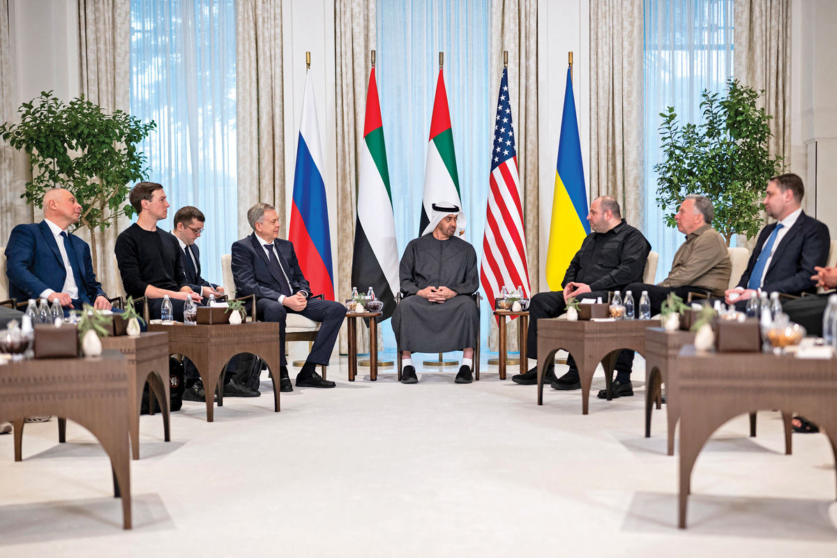 دیپلماسی زیر باران موشکی