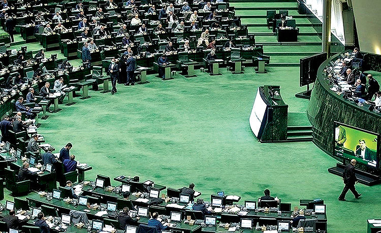 روز بودجه‌ای بهارستان