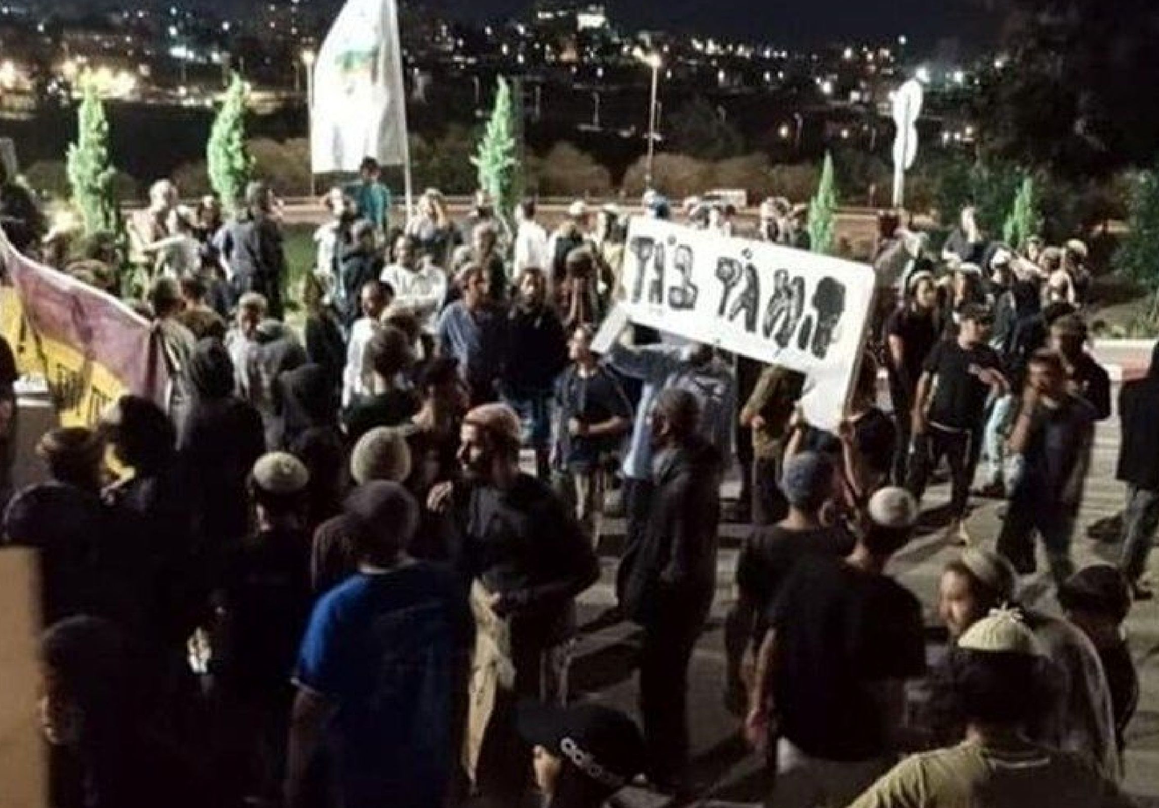 درگیری شهرک نشینان صهیونیست و نظامیان ابعاد جدید به خود گرفت / زامیر: با یک فاجعه مواجهیم