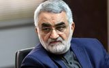 بروجردی: وقتی آمریکایی‌ها ضربه خوردند، فهمیدند که قضیه جدی است و پیشنهاد توقف را دادند/ به هیچ وجه گروسی نباید به ایران وارد شود