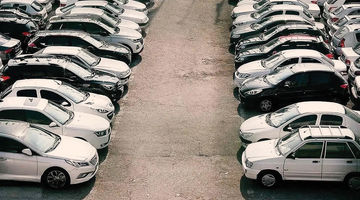  بهای بلاتکلیفی در بازار خودرو