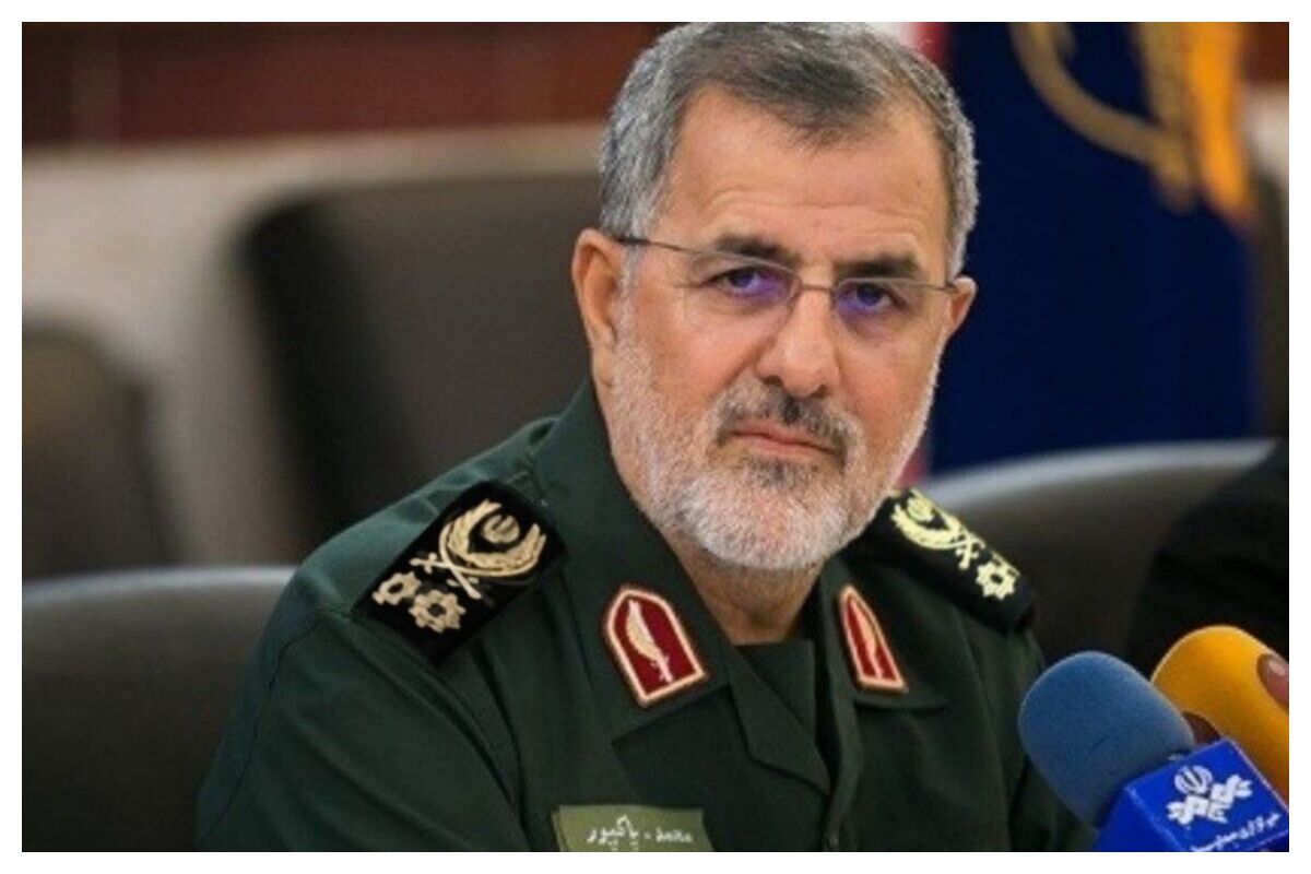 حضور سردار پاکپور در چهاردهمین سالگرد شهید حاج حسن طهرانی مقدم+عکس
