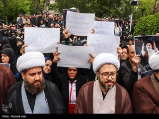 اولین تصاویر از مراسم تشییع پیکر شهید ابراهیم رئیسی و همراهان 7