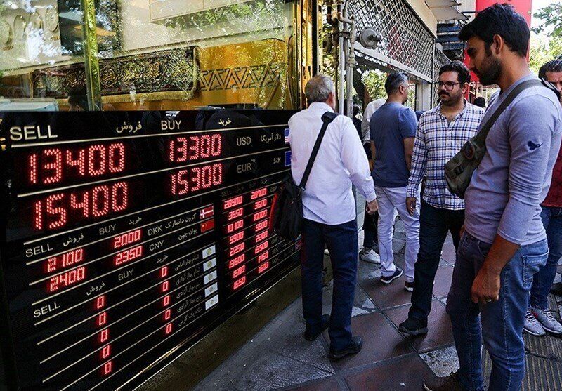 حساب بانکی ۷۰۰ فعال غیرمجاز ارزی توسط وزارت اطلاعات مسدود شد