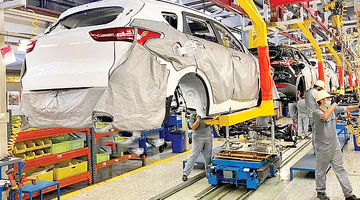 مونتاژکاران در پیچ تند