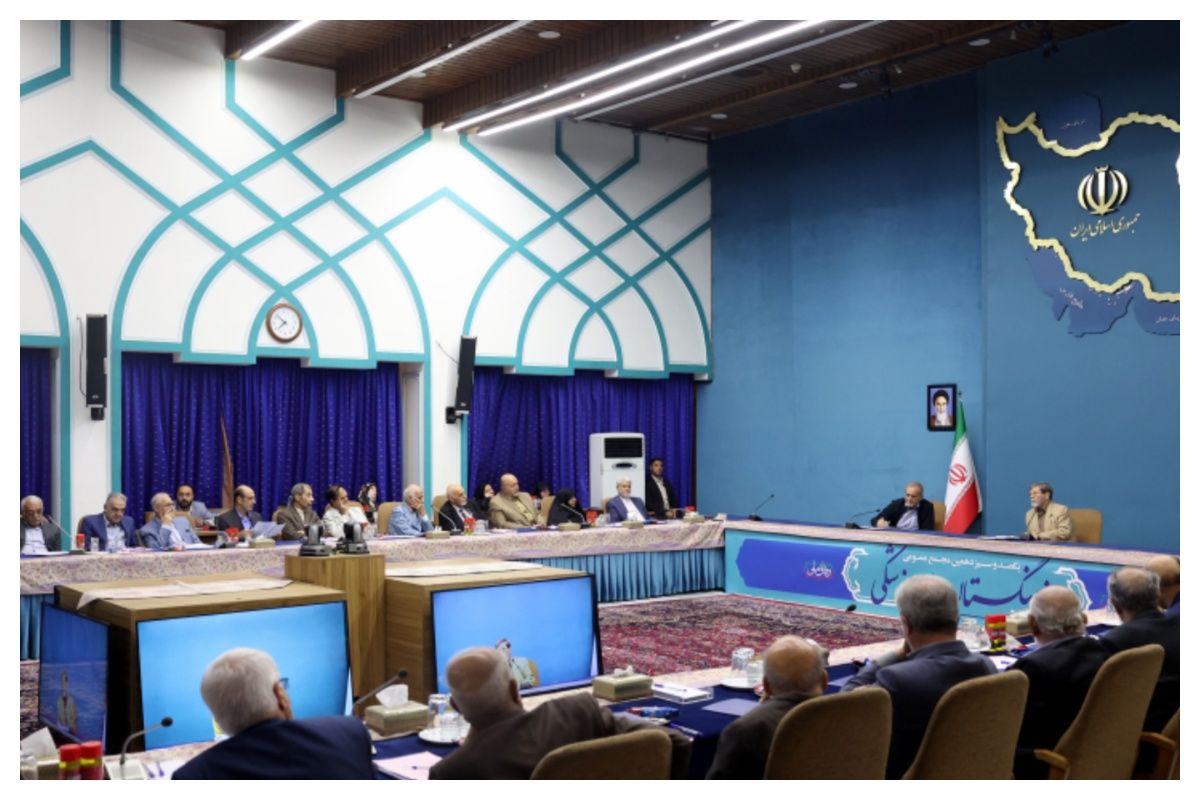 توضیح رئیس جمهور درباره علت بحران ناترازی / پزشکیان: مصرف فراتر از استانداردهای جهانی، باعث شد دچار کمبود شویم