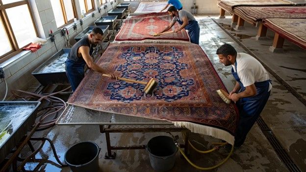 قیمت قالیشویی در کرج چند؟ (زمستان 1404)