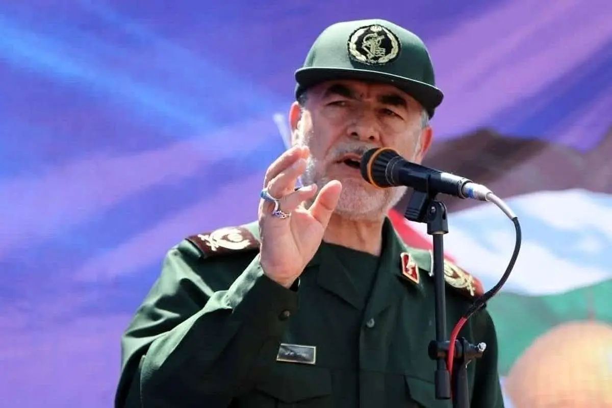 هشدار معاون سیاسی سپاه درباره دوقطبی‌ سازی در کشور/ دلسوزان مراقبت کنند تا در آینده، این خطر به یک چالش اصلی برای تجمعات مردمی تبدیل نشود