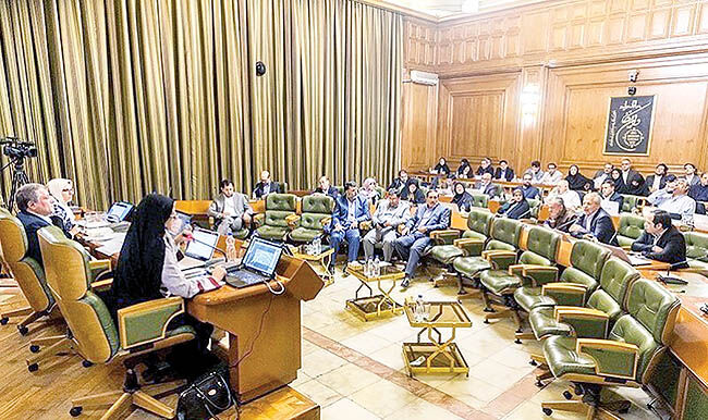 تعلیق تخریب اتاق لابی شهرداران