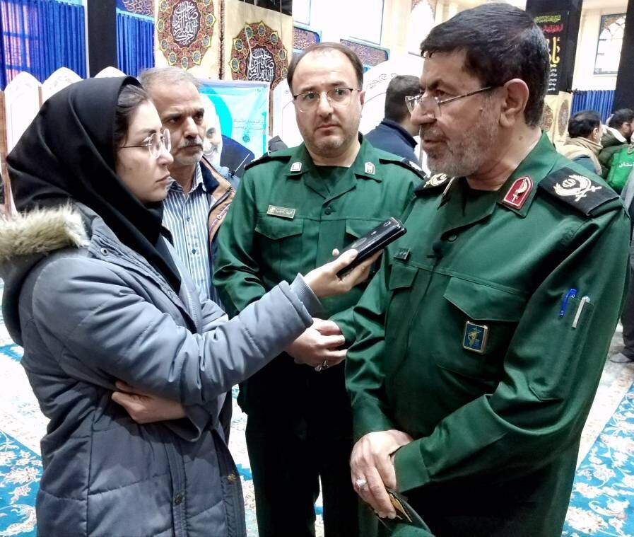سردار شریف: پاسداران با الگوگیری از سردار سلیمانی با جوانان رفتار کنند