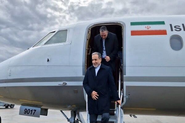 عراقچی به مسقط رسید