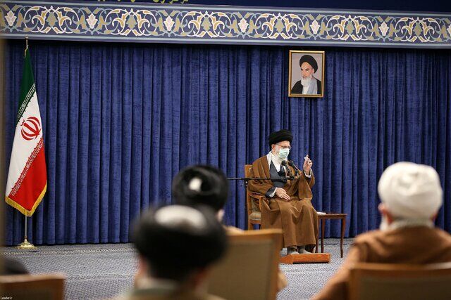 رهبر انقلاب: اگر اجازه قطع بازوهای قدرت ملی داده می‌شد امروز کشور با خطرات بزرگ مواجه بود