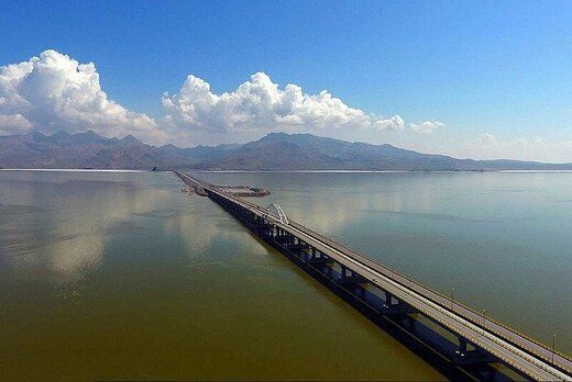 افزایش یک متری تراز دریاچه ارومیه