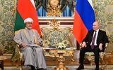 پوتین در مورد برنامه هسته‌ای ایران با سلطان عمان گفتگو کرد
