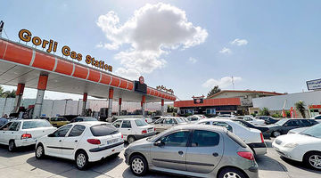  ترمز  رشد  بنزین‎کشیده شد؟