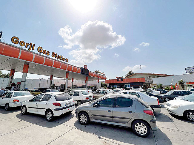  ترمز  رشد  بنزین‎کشیده شد؟