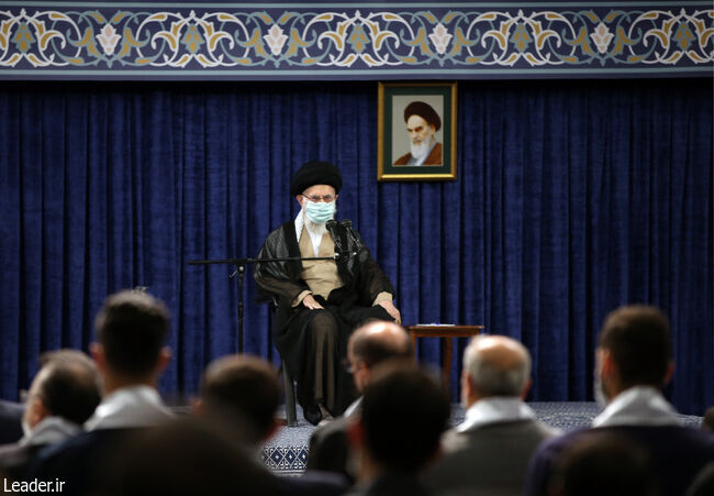 رهبر انقلاب: پایبندی ورزشکاران به مسائل دینی و فعالیت جهادی تأثیر معنوی و اجتماعی زیادی دارد