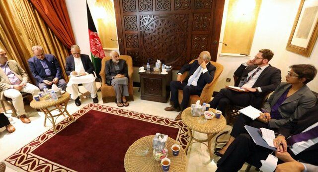 هیئت مذاکره‌کننده افغانستان با خلیل‌زاد دیدار کرد
