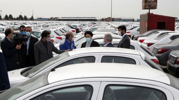 دستورات رئیسی در بازدید سر زده از ایران خودرو