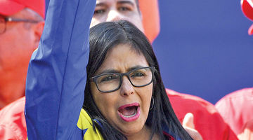 خانه‌تکانی «رودریگز» در کابینه چاوز