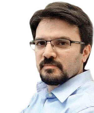 پرهیز از «شخصی‌سازی سیاست»